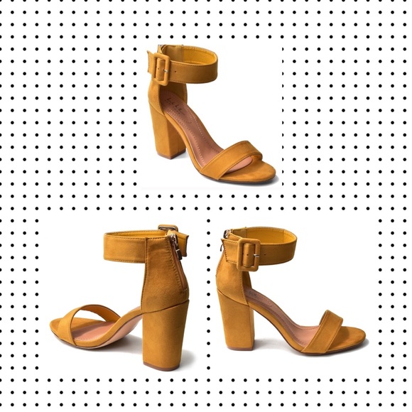 NEW Nicole Miller - Neaker Block Heel Sandal 10 - Picture 4 of 16